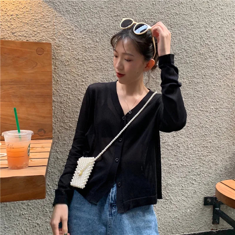 Cardigan Shirt Women Tops Korean Long Sleeve Cardigan Summer Tops V Neck Thin Knitted Sunscreen Shirt Sweater Blusas Mujer E600