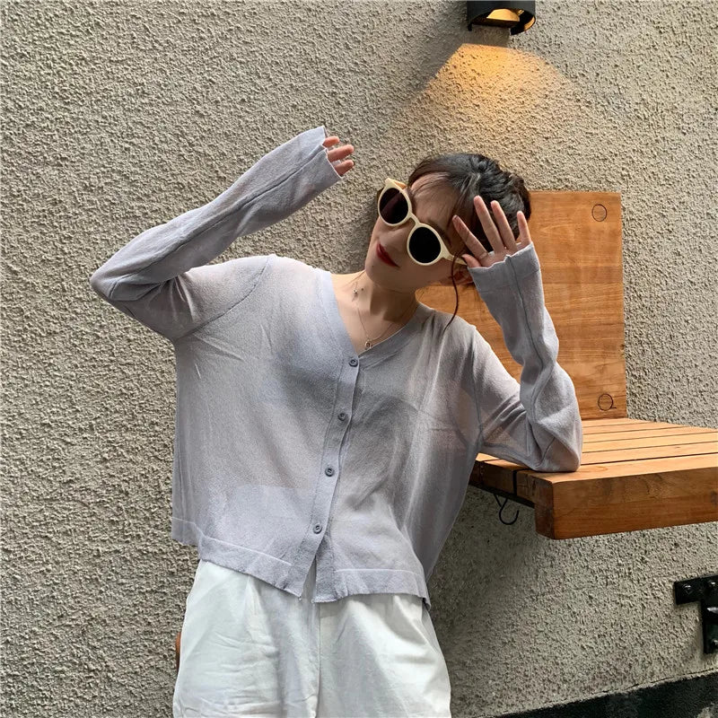 Cardigan Shirt Women Tops Korean Long Sleeve Cardigan Summer Tops V Neck Thin Knitted Sunscreen Shirt Sweater Blusas Mujer E600