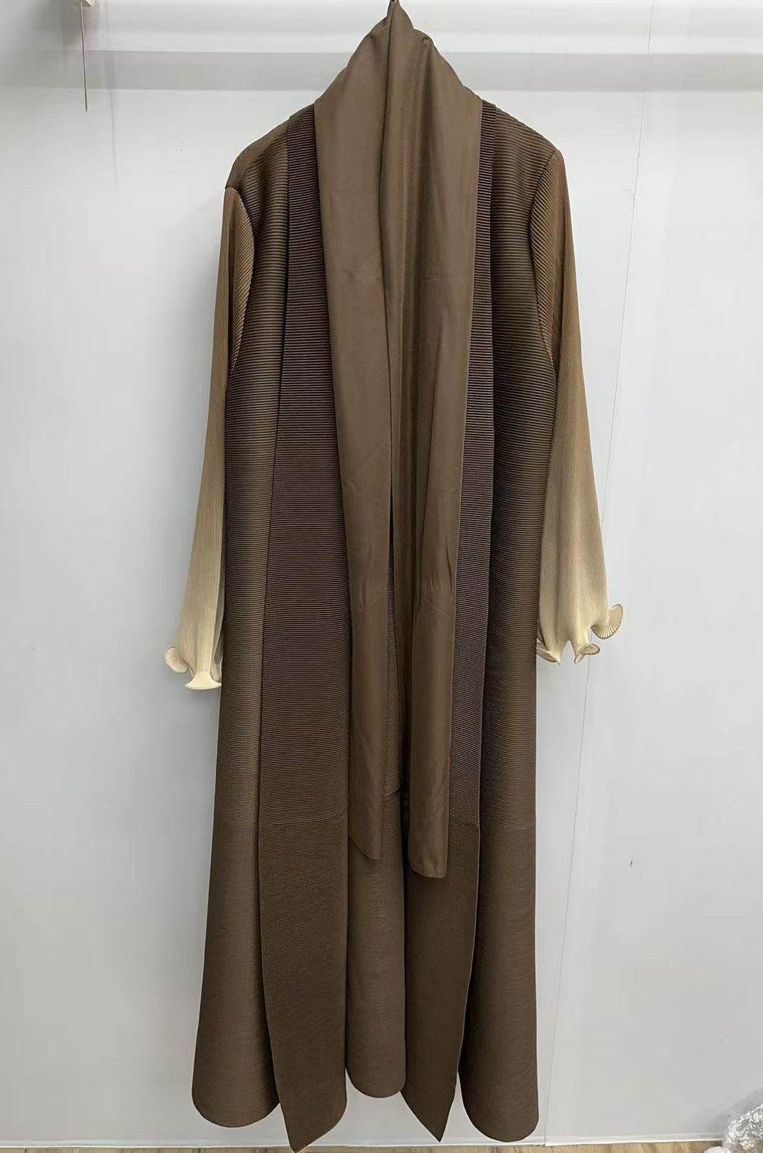 Pleated Long Shawl Women's Fashionable Elegant Gradient Cardigan