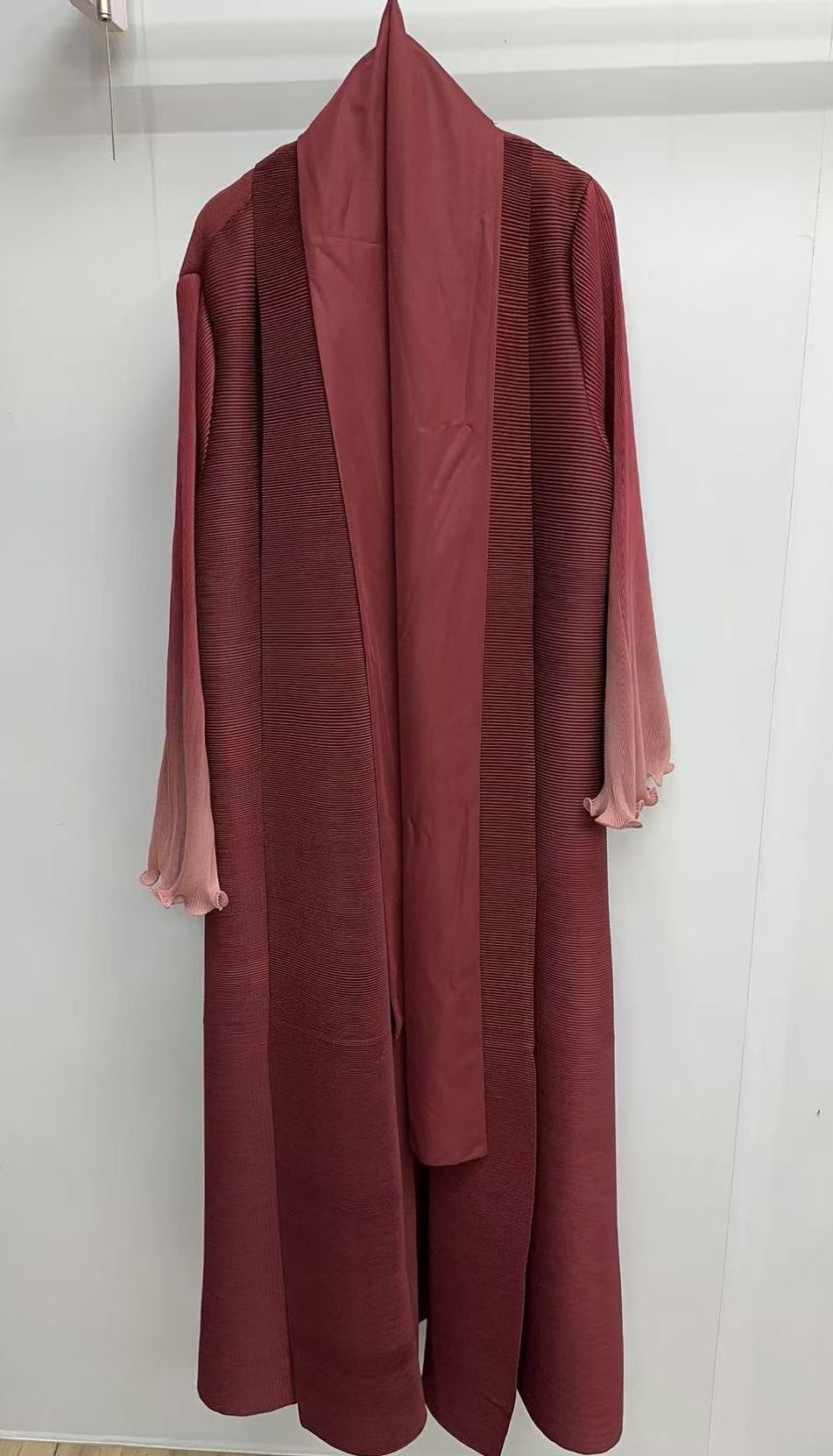 Pleated Long Shawl Women's Fashionable Elegant Gradient Cardigan