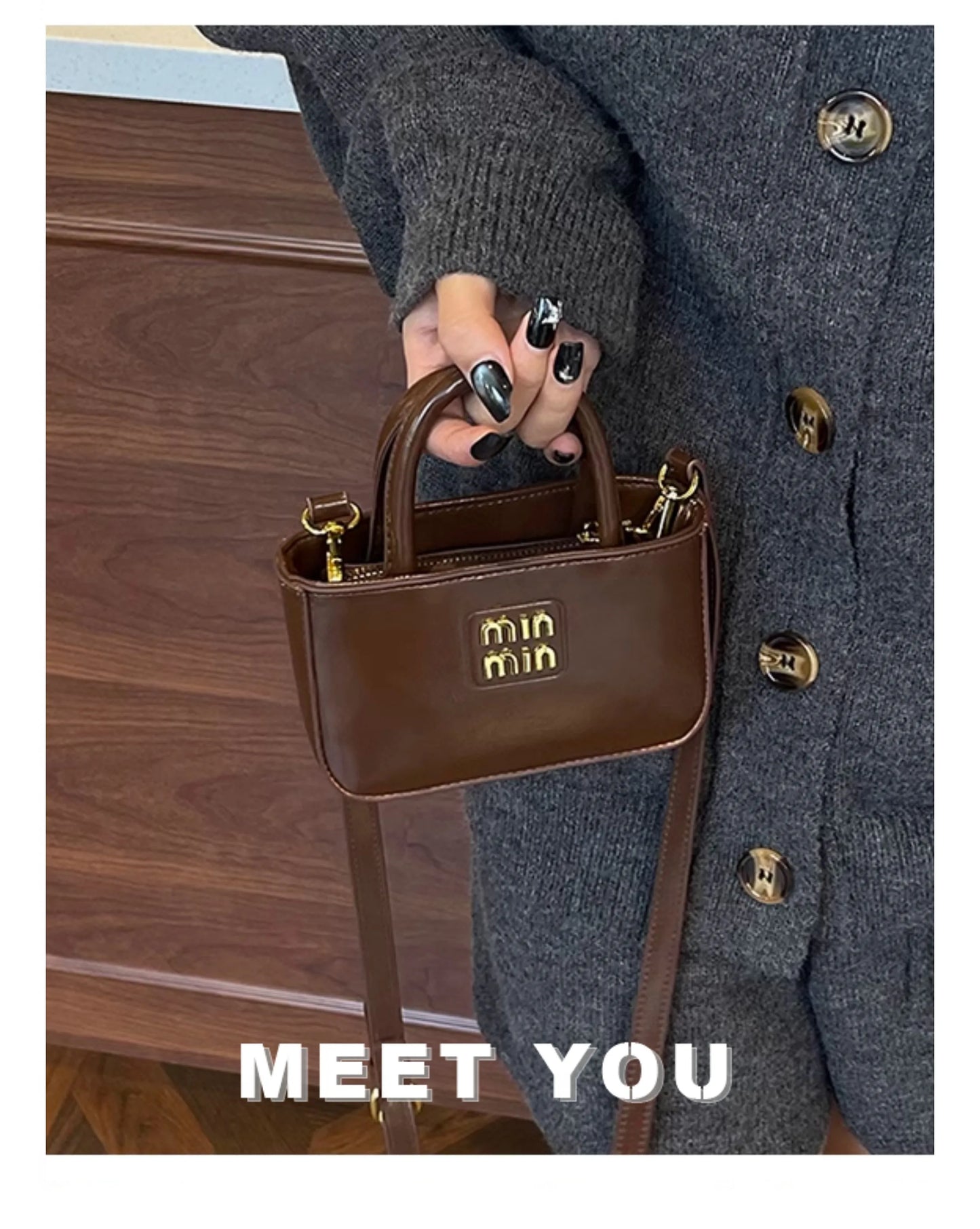Super fire exquisite mini small bag female 2025 new high-end light luxury designer niche design messenger bag lipstick bag