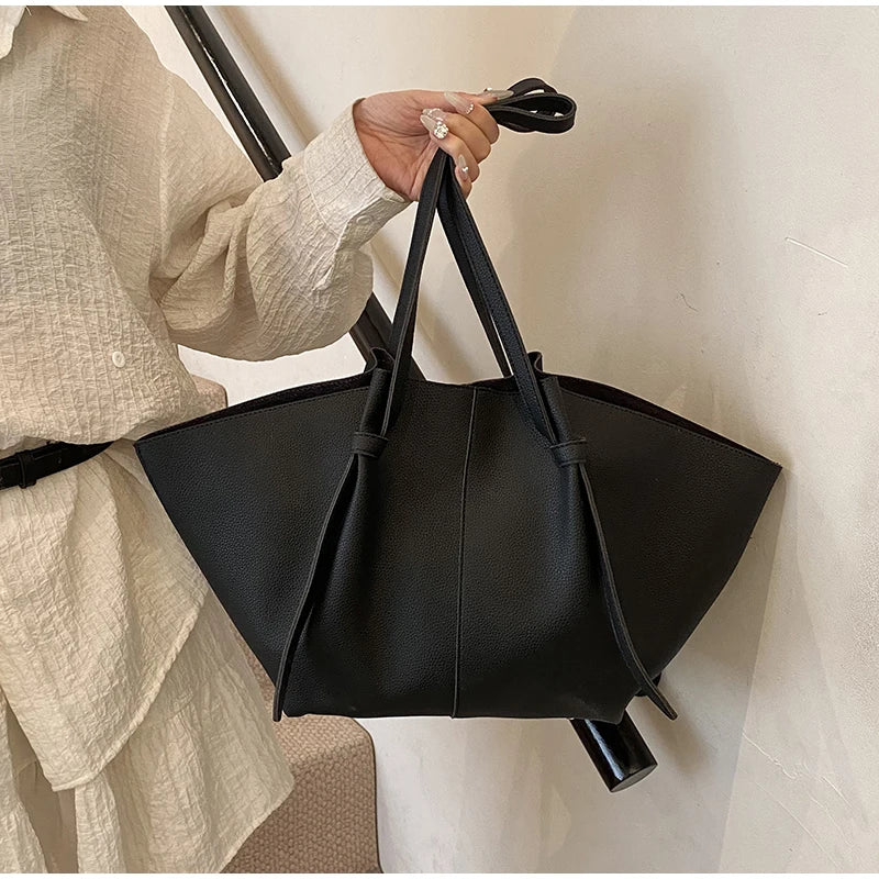 Women's Shoulder Bag Suede Nubuck Large Capacity Hand-held Wing Tote Bag Designer Long Shoulder Strap Shopping Roomy Bags New