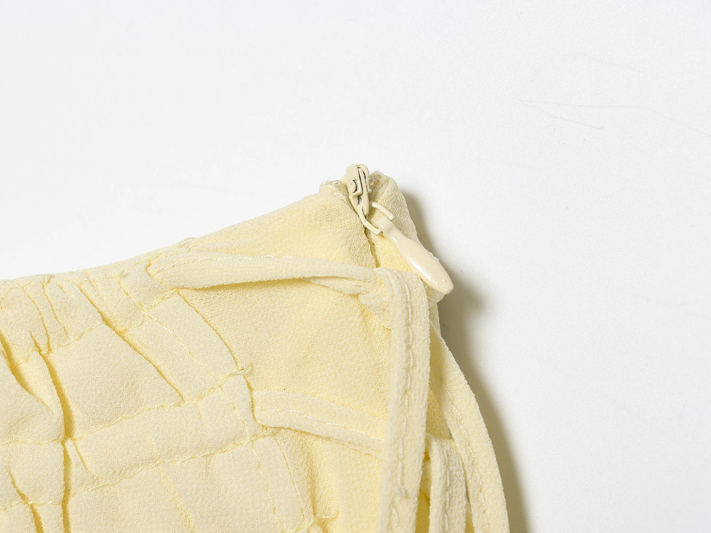 TRAFZA Vintage Chic Yellow Tie Up Women Blouse V-Neck Ruffles Long Sleeve Lace-up Bow Shirts Fashion 2025 Spring Summer Blouses