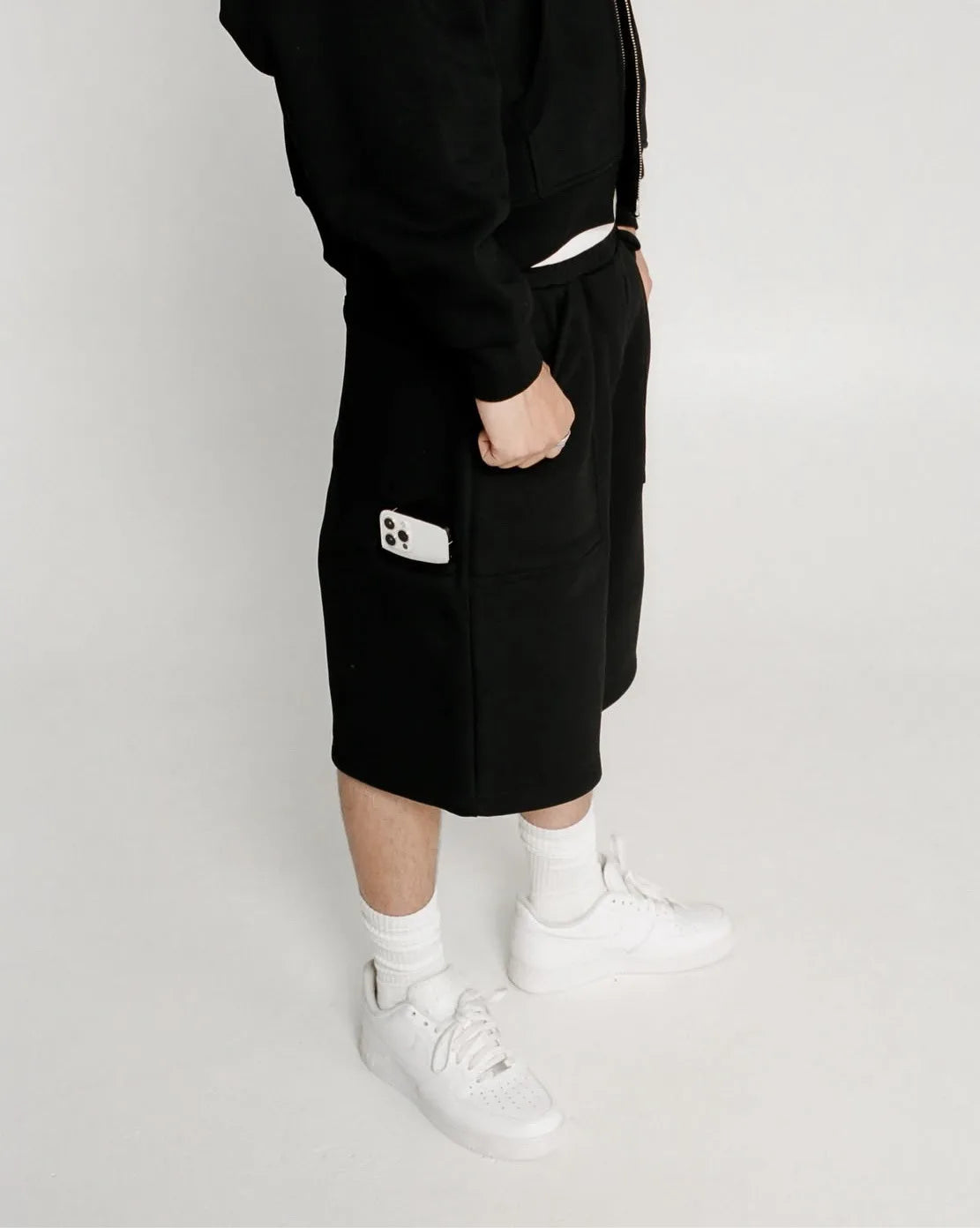 New Harajuku street simple men sports pants ins versatile loose five-point pants short casual pants men shorts