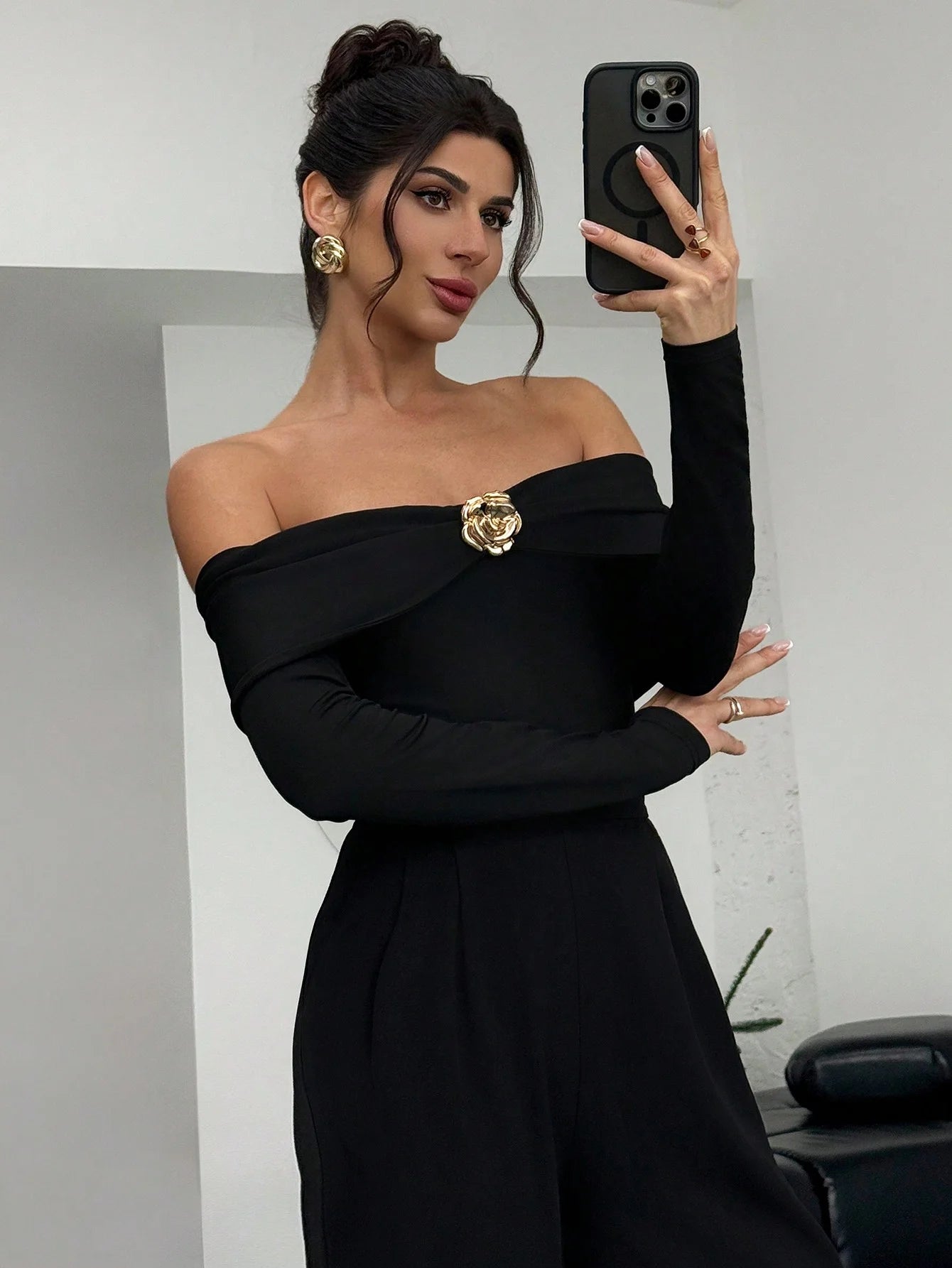 Women's casual sexy one-shoulder gold flower off-the-shoulder long sleeve top