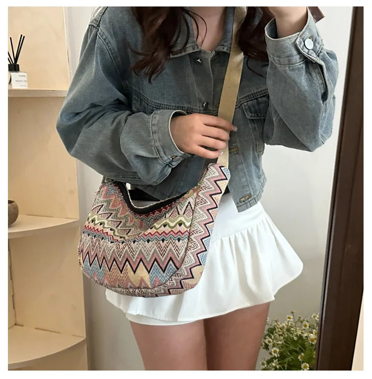 Wave Pattern Design Crossbody Bag for Women New Large Capacity Canvas Shoulder Bag Versatile College Students Dumplings Bag