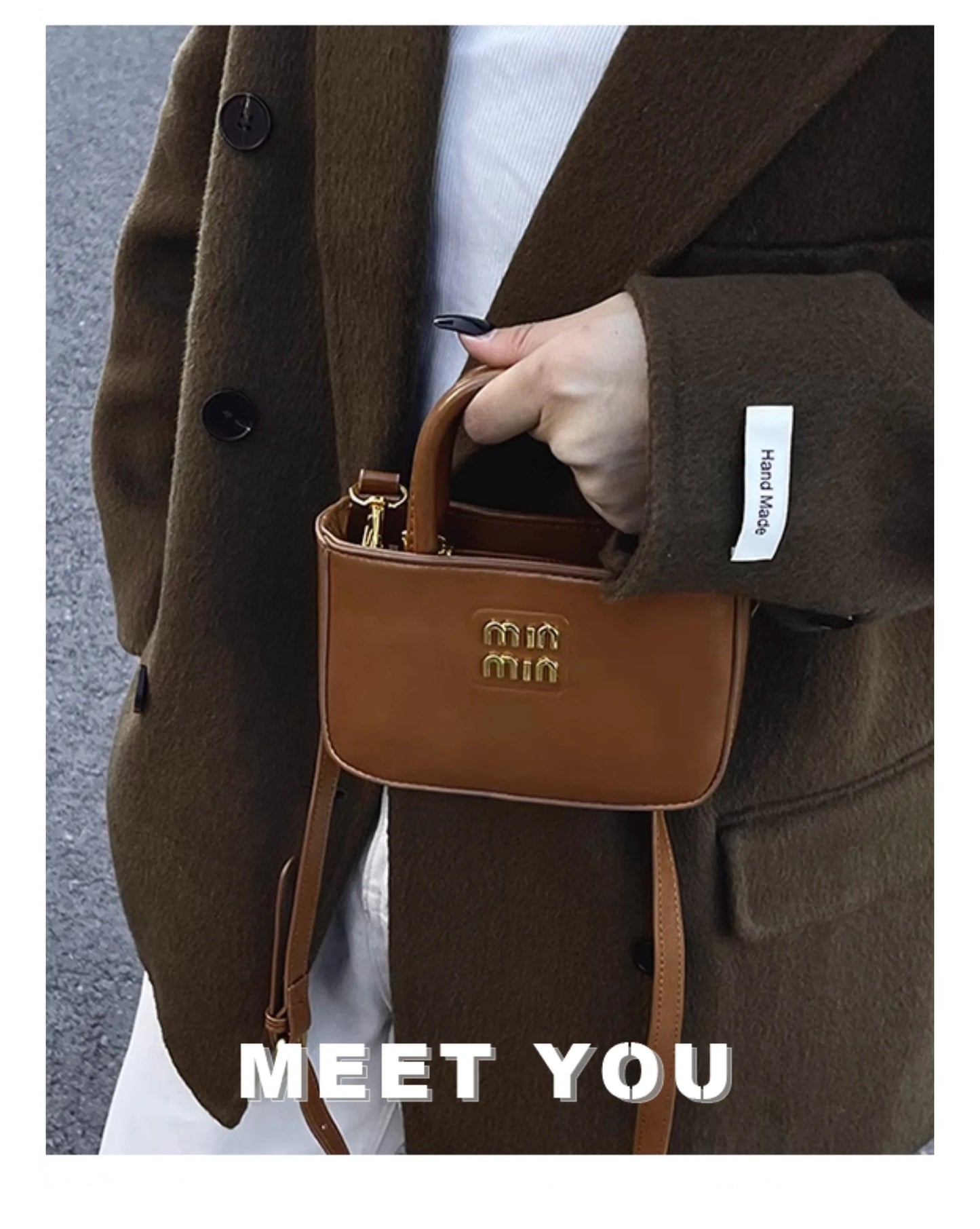 Super fire exquisite mini small bag female 2025 new high-end light luxury designer niche design messenger bag lipstick bag