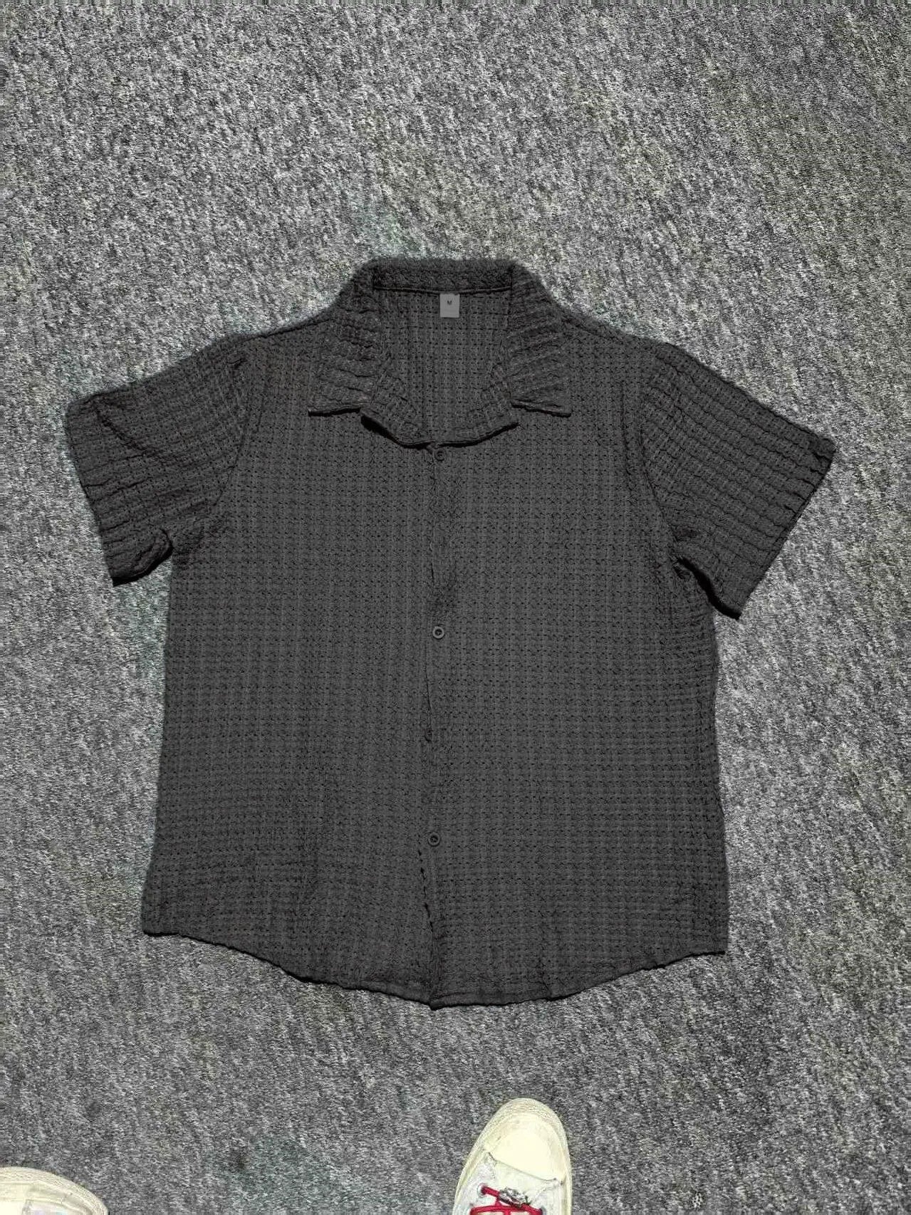 Men's Casual Knit Shirt Summer New Solid Color Turn-down Collar Hollow Breathable Short Sleeve Top
