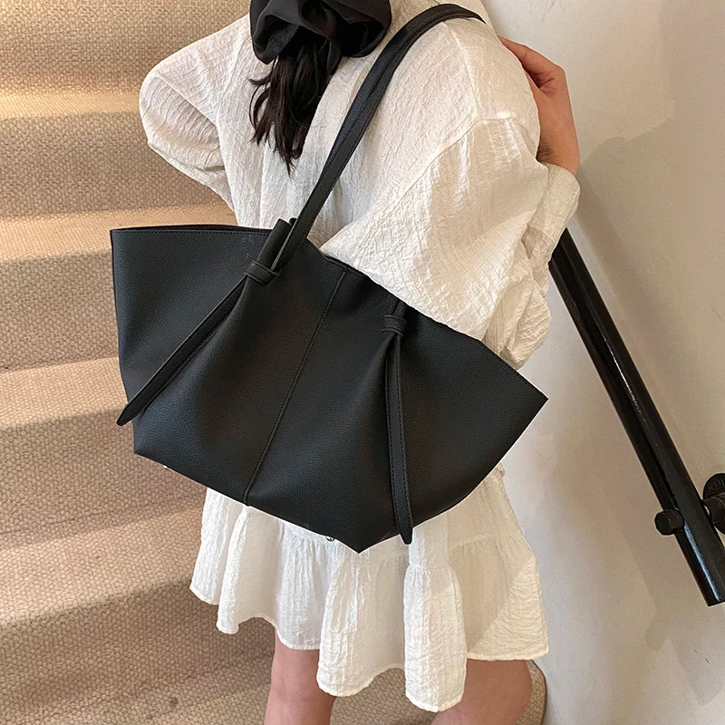Women's Shoulder Bag Suede Nubuck Large Capacity Hand-held Wing Tote Bag Designer Long Shoulder Strap Shopping Roomy Bags New