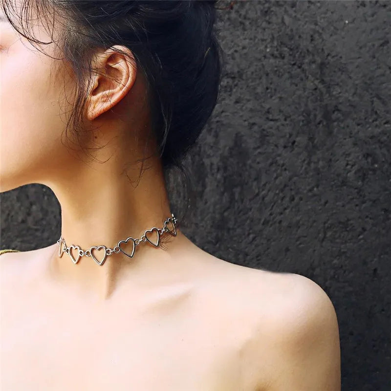 New Fashion Hollow Korean Sweet Love Heart Choker Necklace Statement Girlfriend Gift Cute Necklace Jewelry Collier Femme 2022