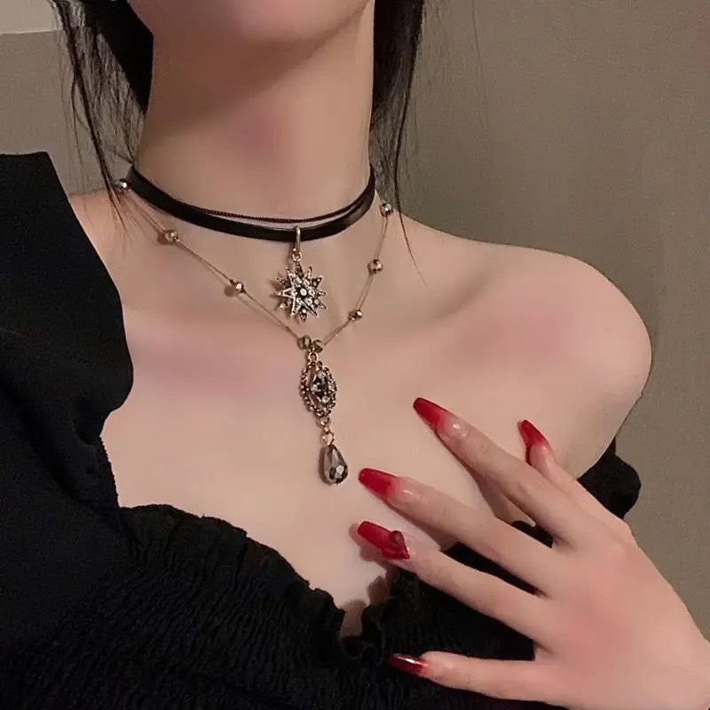 Vintage Brown Natural Stone Pendant Necklace for Women Fashion Geometric Long Leather Rope Necklace Sweater Chain Jewelry Gifts