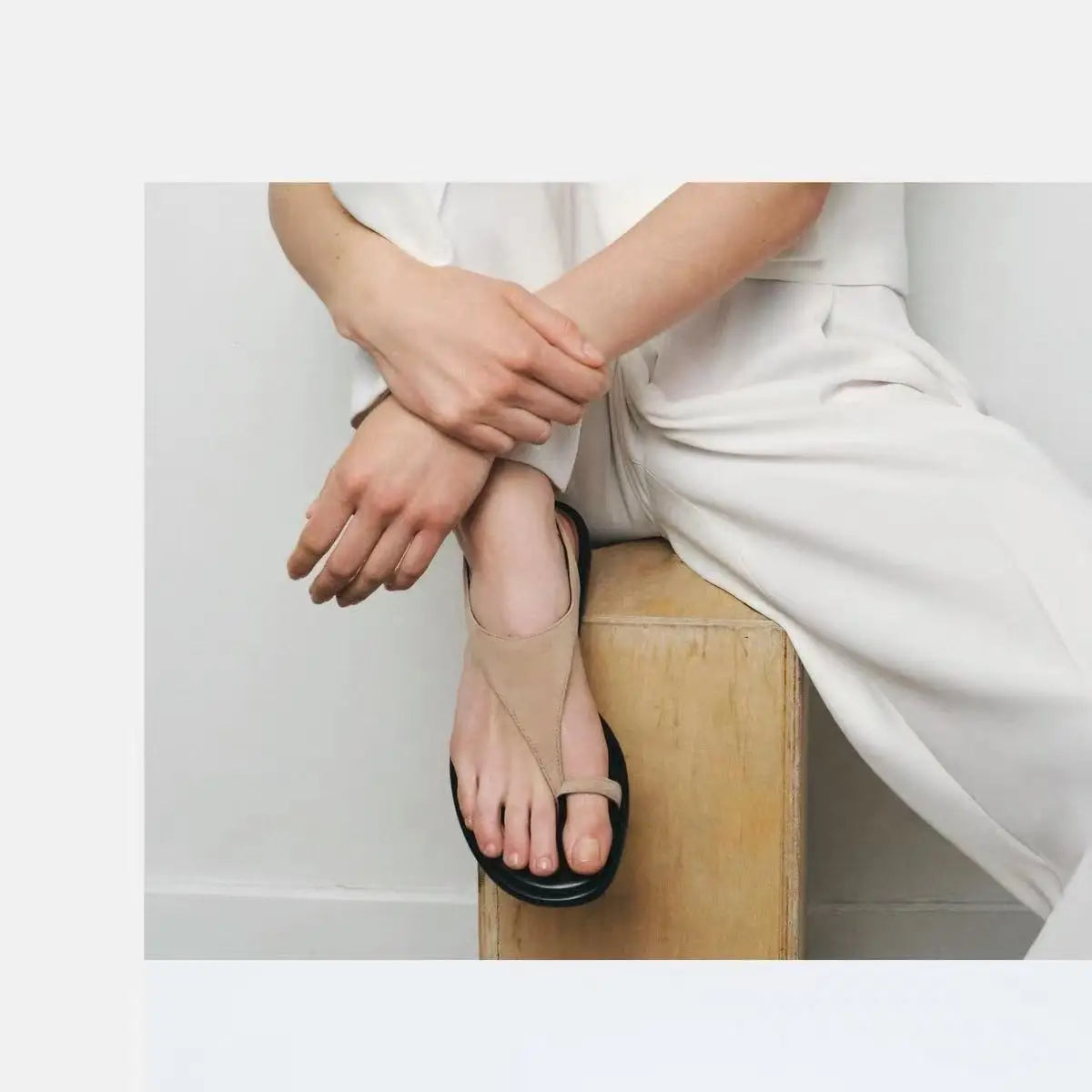 Retro Scrub Leather Sandals Women 2025 New Summer Outside Wear with Skirt Flat Toe Casual Roman Slippers