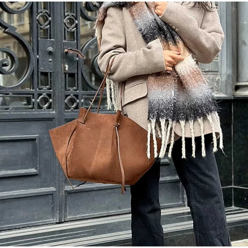 Women's Shoulder Bag Suede Nubuck Large Capacity Hand-held Wing Tote Bag Designer Long Shoulder Strap Shopping Roomy Bags New