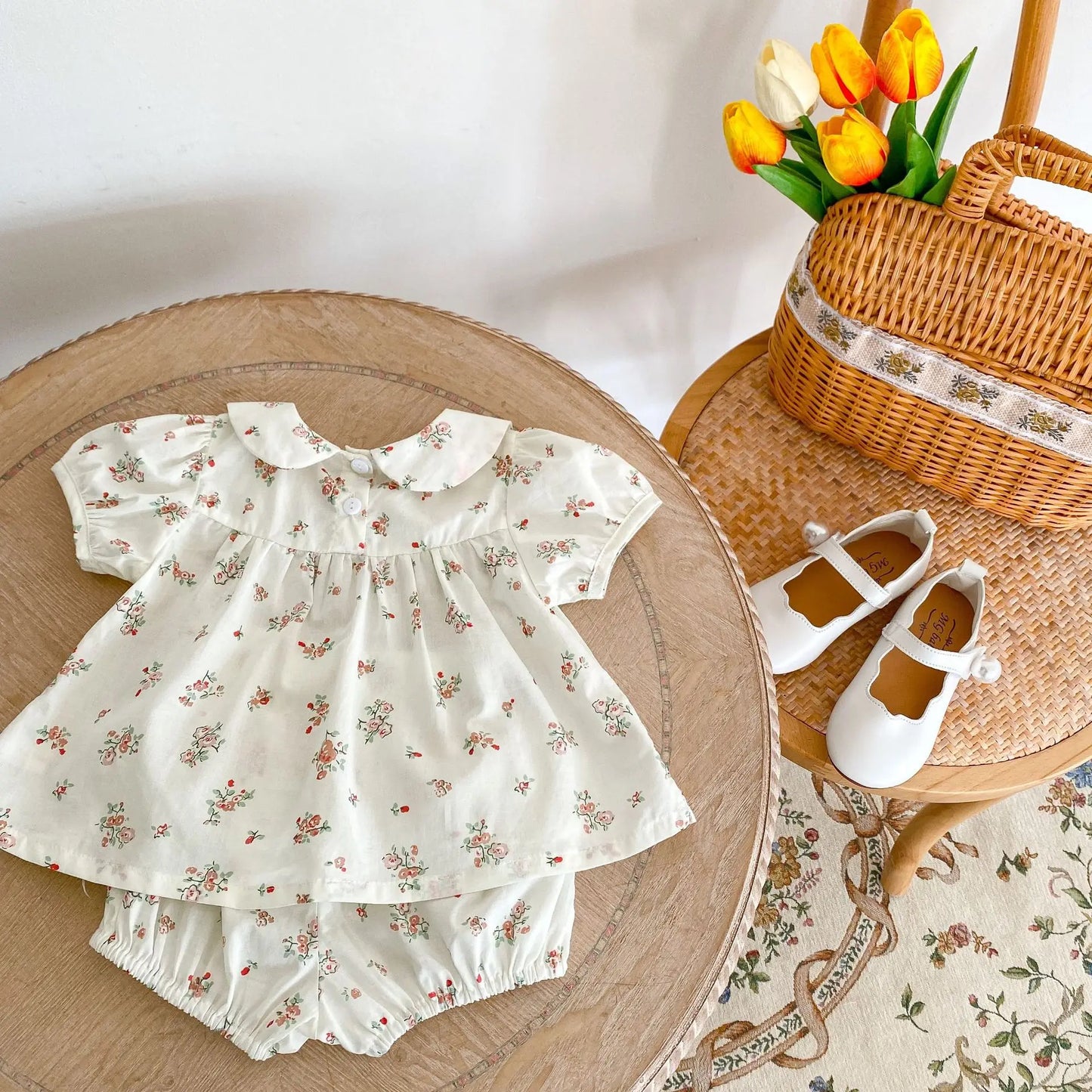 Summer New 0-3-year-old Girl's Versatile Set with Baby Doll Neck Short Sleeve Fragmented Flower Top+Bread Pants 2-piece Girl Set