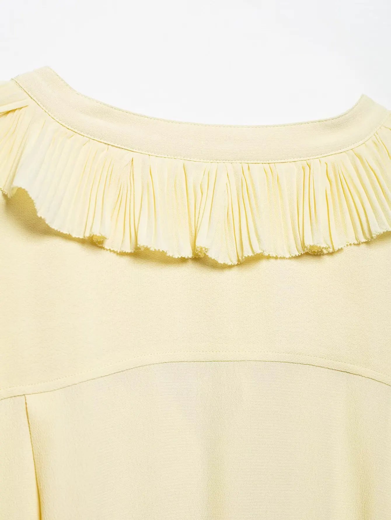 TRAFZA Vintage Chic Yellow Tie Up Women Blouse V-Neck Ruffles Long Sleeve Lace-up Bow Shirts Fashion 2025 Spring Summer Blouses