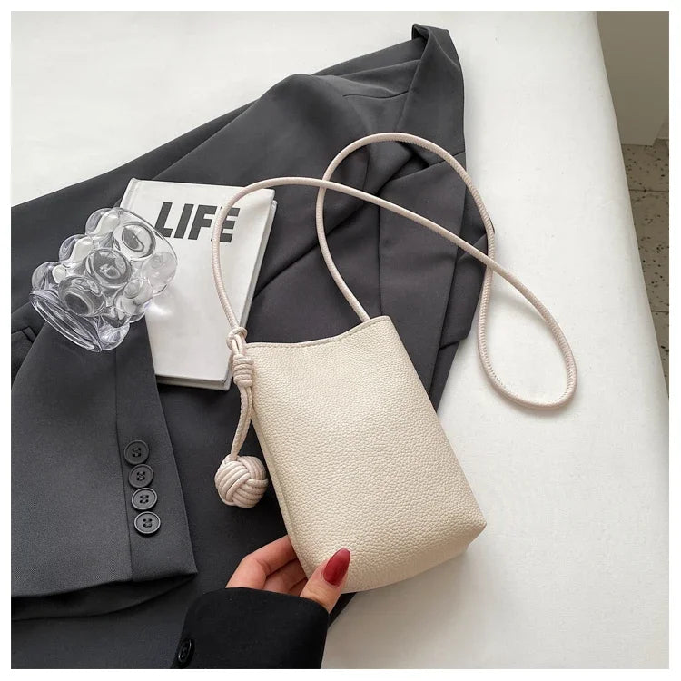 Women Leather Small Crossbody Bag Designer Cell Phone Bag Lightweight Fashion Shoulder Bag Ladies Travel Purse