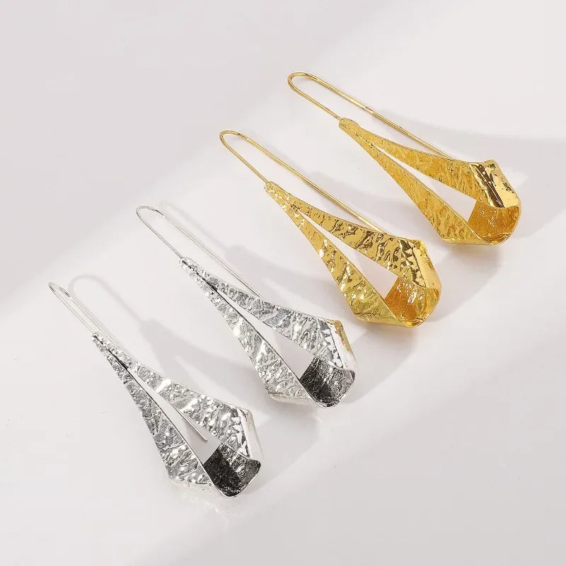 New Design Korean Elegance Earrings for Women Simple Temperament Earings Engagement Woman Jewelry Accessories Wholesale