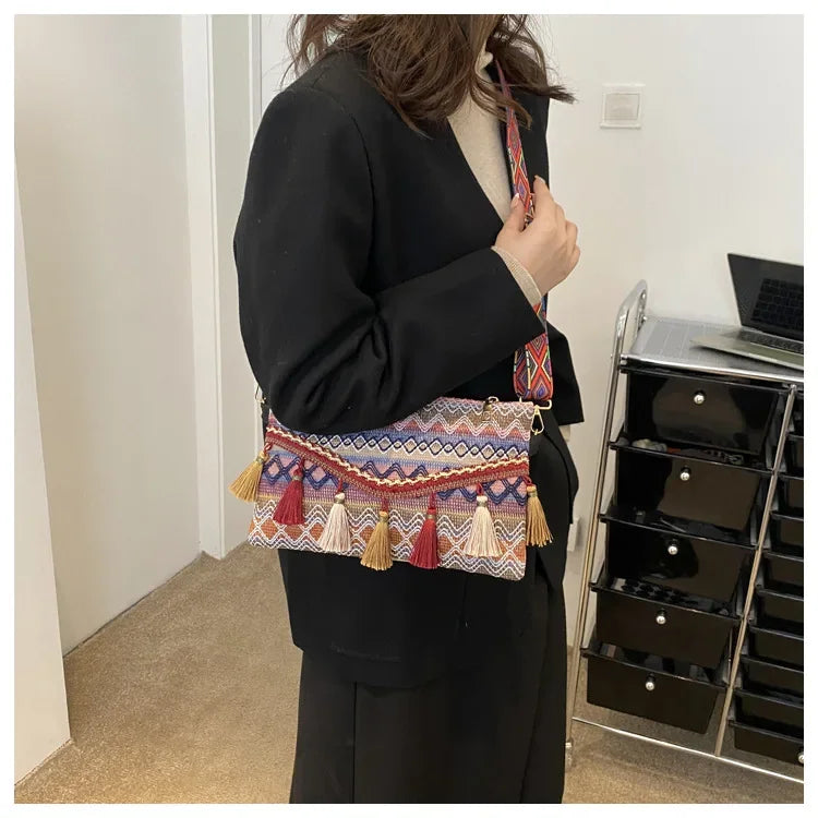 New Vintage Bohemian Fringe Shoulder Bag Women Tassel Boho Hippie Gypsy Fringed Women's Handbags Open Bag Purses and Handbags