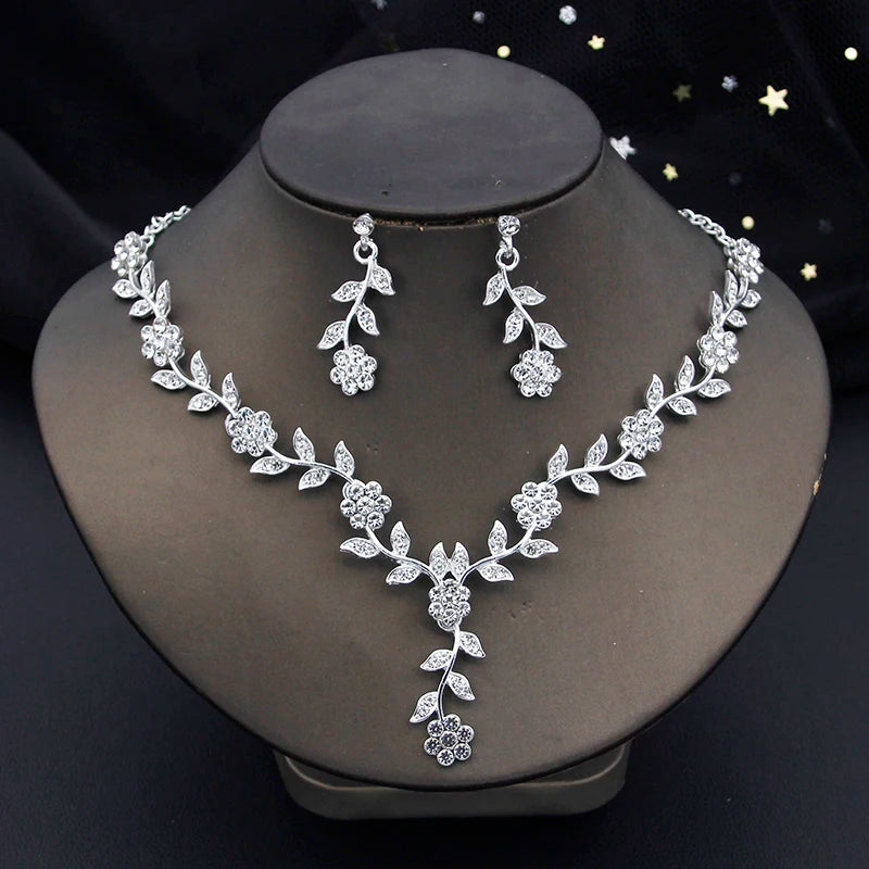 16 Colors Flower Jewelry Set Exquisite Rhinestone Pendant Party Women Fashion Romantic Choker Necklace Earring Accessory Set