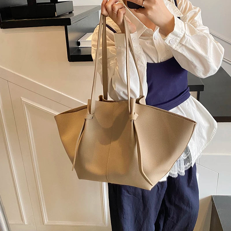Women's Shoulder Bag Suede Nubuck Large Capacity Hand-held Wing Tote Bag Designer Long Shoulder Strap Shopping Roomy Bags New