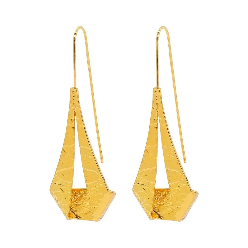 New Design Korean Elegance Earrings for Women Simple Temperament Earings Engagement Woman Jewelry Accessories Wholesale