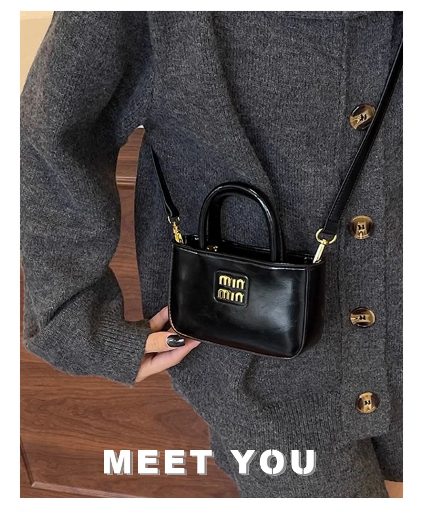 Super fire exquisite mini small bag female 2025 new high-end light luxury designer niche design messenger bag lipstick bag