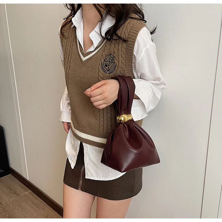 Solid Color PU Leather Handbag Pleated Cloud Shaped Women Bucket Bag, Fashionable Burgundy Women's Luxury Bag