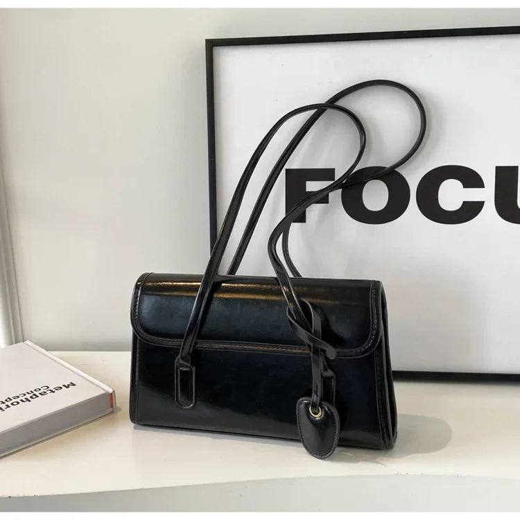 Large Capacity Underarm Bag Women 2025 New High Sense Women Versatile Autumn and Winter Fashion Popular Portable Shoulder Bag