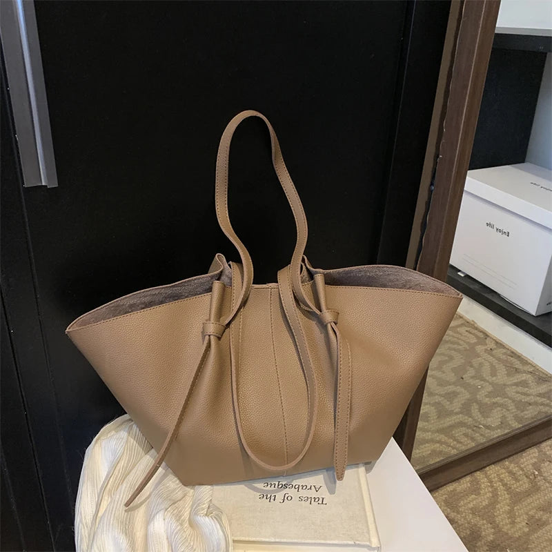 Women's Shoulder Bag Suede Nubuck Large Capacity Hand-held Wing Tote Bag Designer Long Shoulder Strap Shopping Roomy Bags New