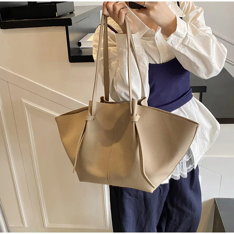 Women's Shoulder Bag Suede Nubuck Large Capacity Hand-held Wing Tote Bag Designer Long Shoulder Strap Shopping Roomy Bags New