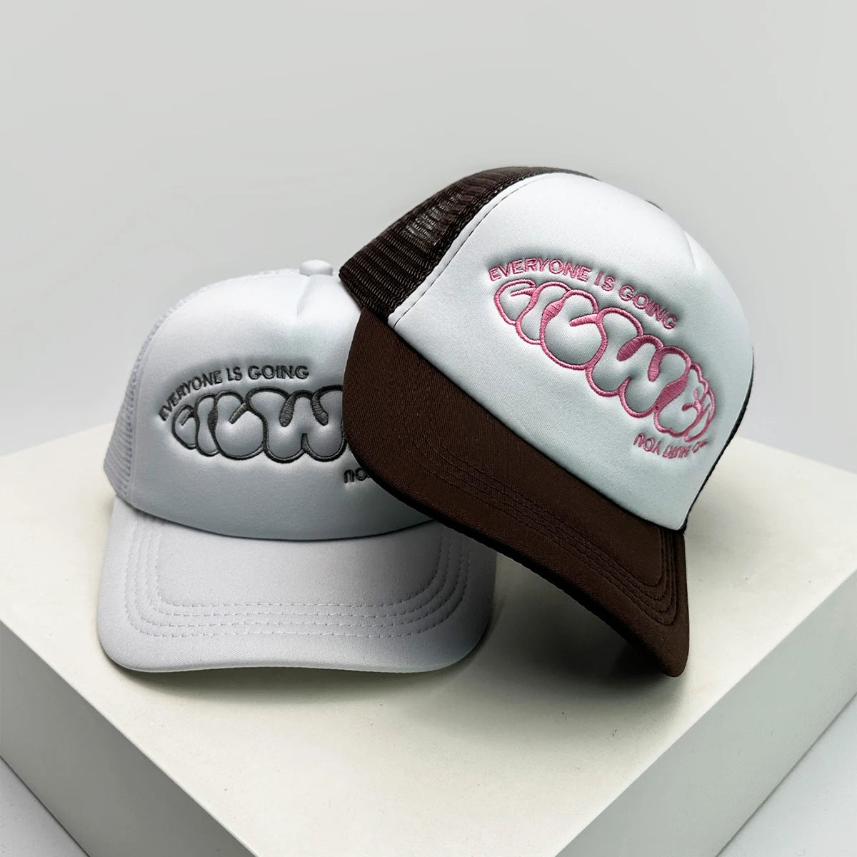New Unisex Color Block Printed Letter Embroidery Baseball Hats Hip Hop Breathable Mesh Sunshade Street Trucker Caps Versatile