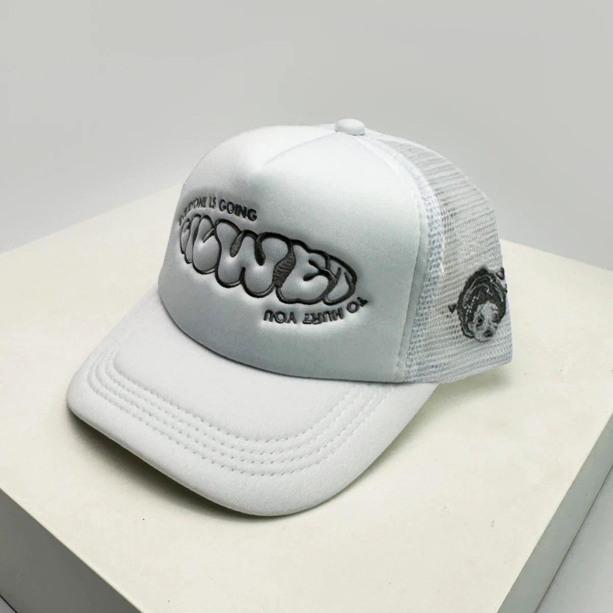New Unisex Color Block Printed Letter Embroidery Baseball Hats Hip Hop Breathable Mesh Sunshade Street Trucker Caps Versatile