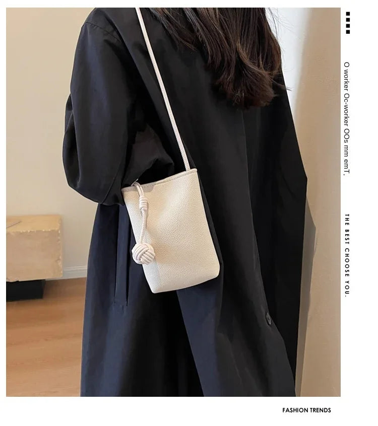 Women Leather Small Crossbody Bag Designer Cell Phone Bag Lightweight Fashion Shoulder Bag Ladies Travel Purse