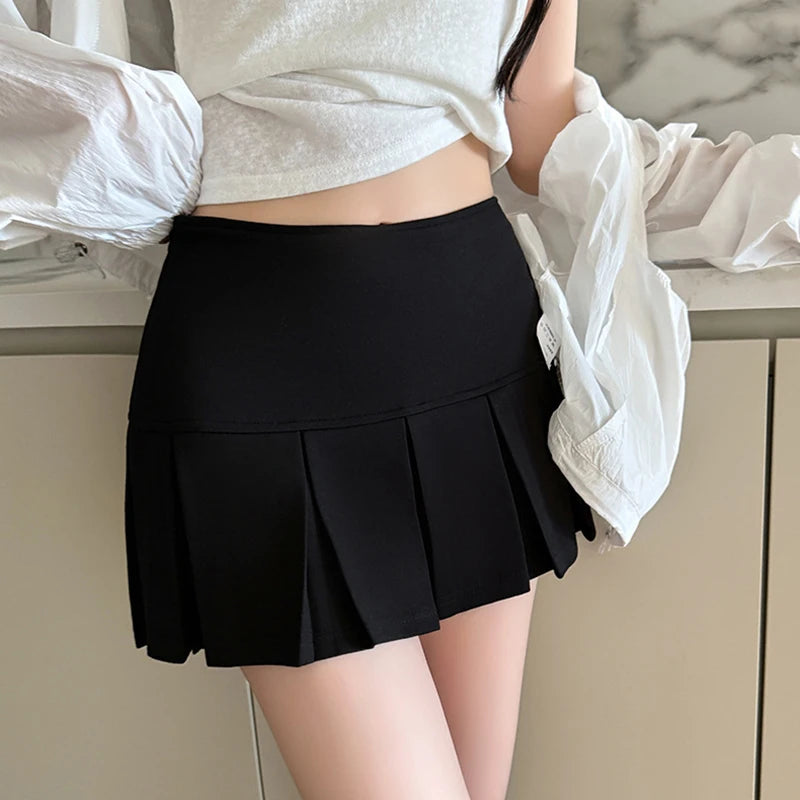 Korean Pleated Mini Skirt Women Summer 2025 New High Waist Wide Pleat Light Grey Sexy Vintage A-Line Pleated Skirt Casual Skort