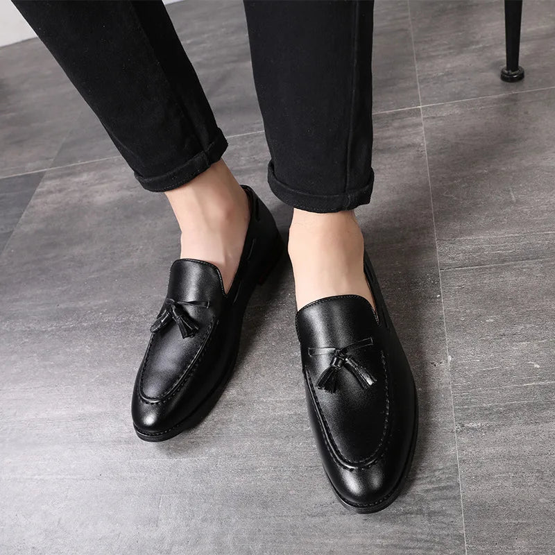 Men's Casual Leather Shoes Mens Driving Loafers Light Moccasins Men Trendy Tassels Party Wedding Flats EUR Sizes 38-48
