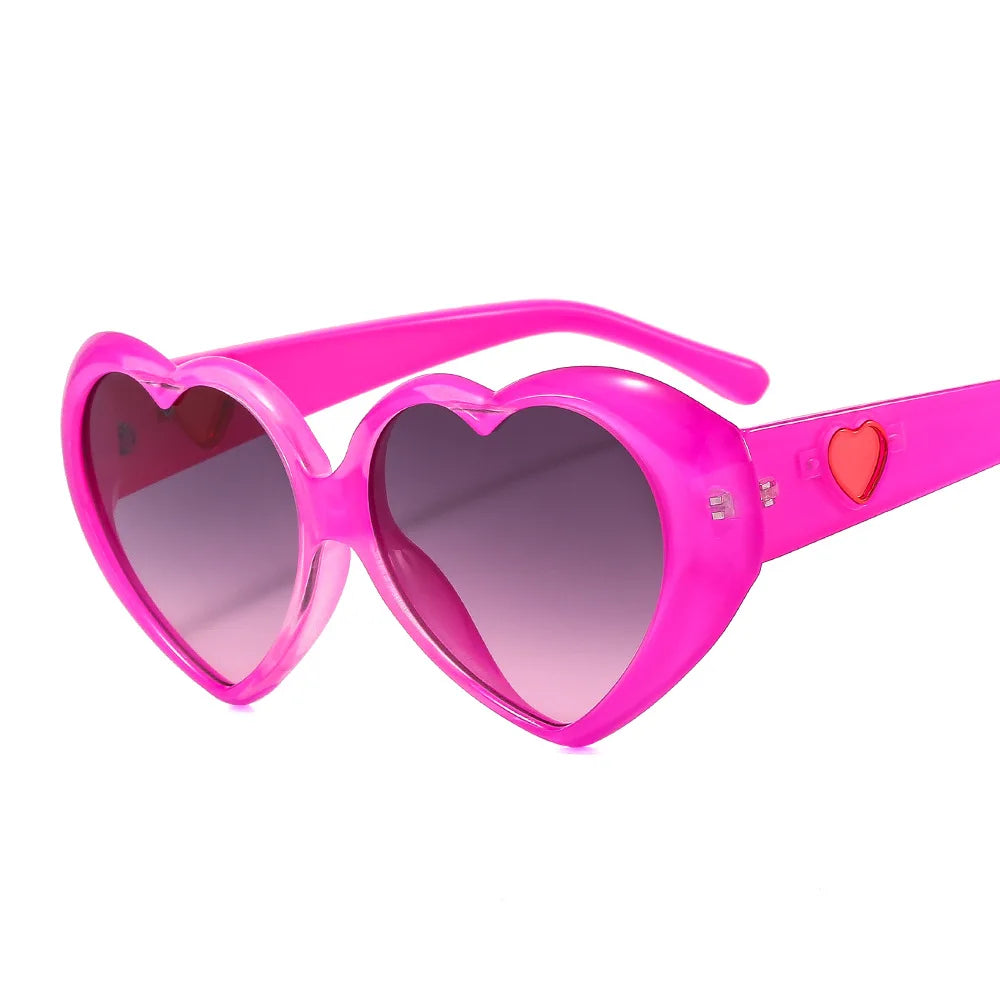 Fashion Ladies Oversized Frame Eyewear New Love Shape Iridescent Shade Luxury Designer Women's Heart Gradient Sunglasses Women