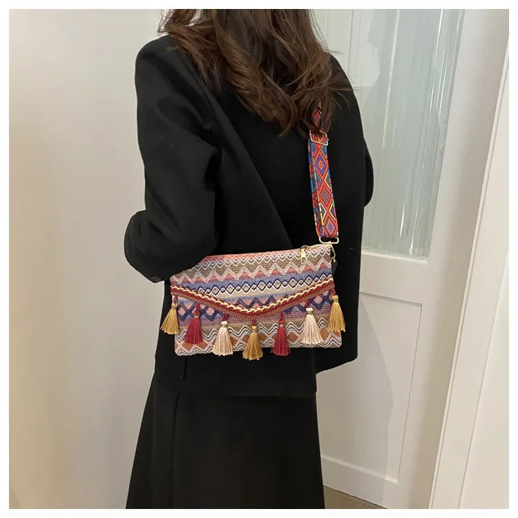 New Vintage Bohemian Fringe Shoulder Bag Women Tassel Boho Hippie Gypsy Fringed Women's Handbags Open Bag Purses and Handbags