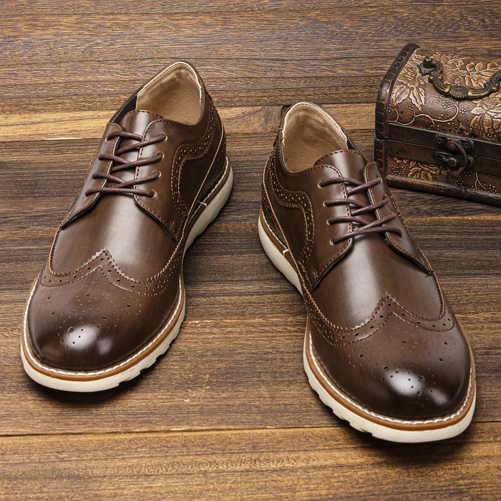 Men's Casual Business Leather Shoes Men Classic Retro Lace-up Brogue Shoe Mens Light Comfortable Outdoor Driving Flats New