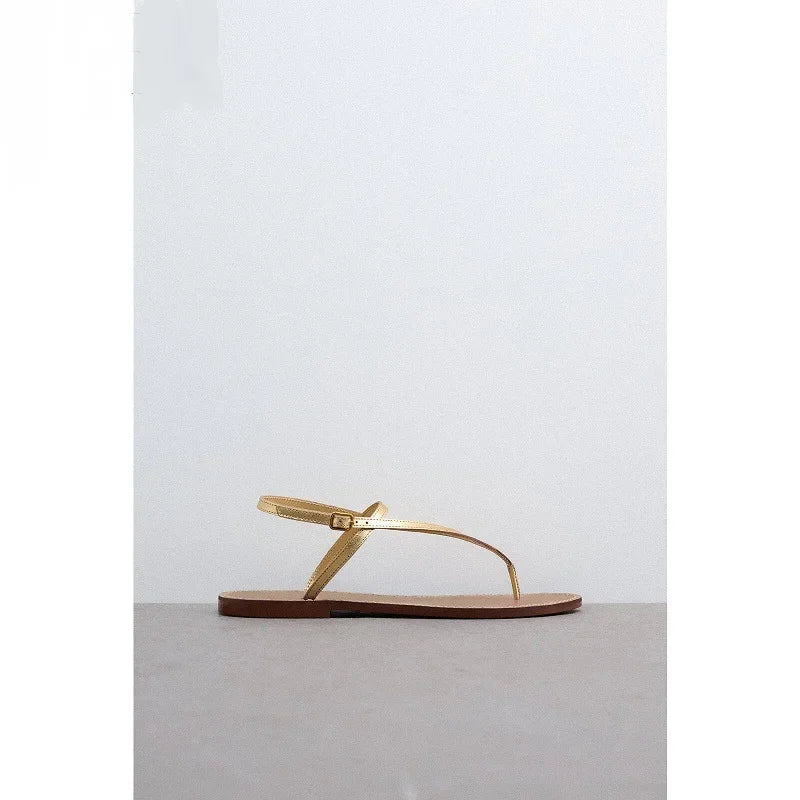 Flat sandals for women's summer 2025 new style with a simple fairy style temperament and a Roman style double toe shoe