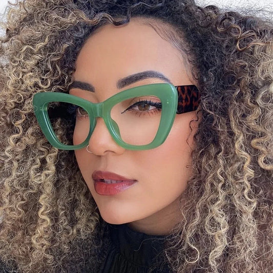 New Fashion Cat Eye Sunglasses Women Vintage Shades Brand Designer Gafas Luxury Sun Glasses Frame UV400 Oversized Eyewear Oculos