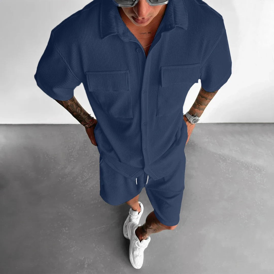 Spring and summer casual corduroy suit; top   shorts set; beach outing shirt set.
