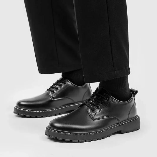 Fashion Gentleman Shoes Luxury Men White Versatile Dress Shoes Summer Sports Shoes Men Casual Leather