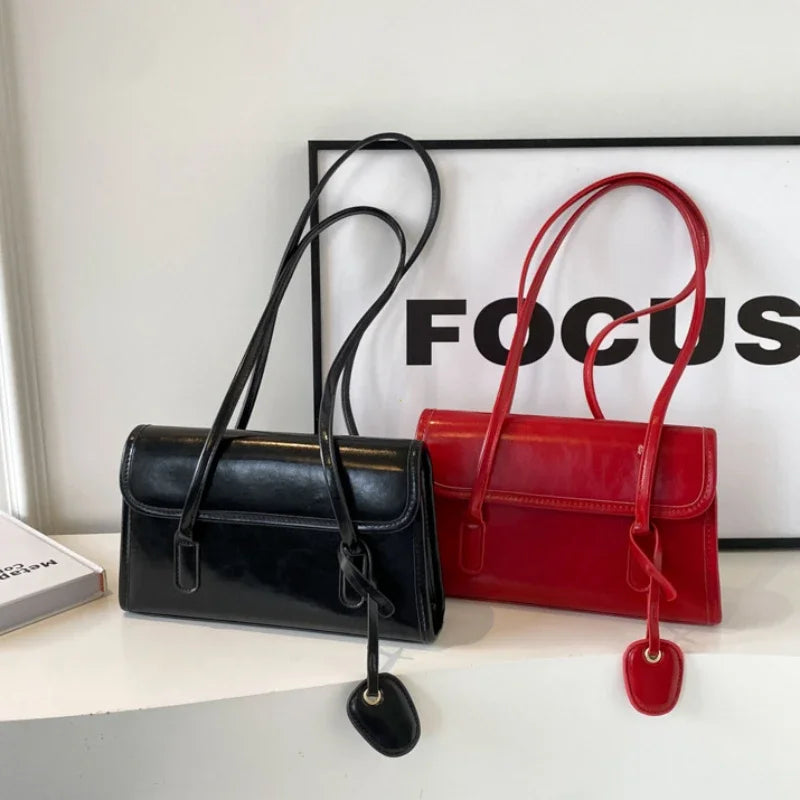 Large Capacity Underarm Bag Women 2025 New High Sense Women Versatile Autumn and Winter Fashion Popular Portable Shoulder Bag