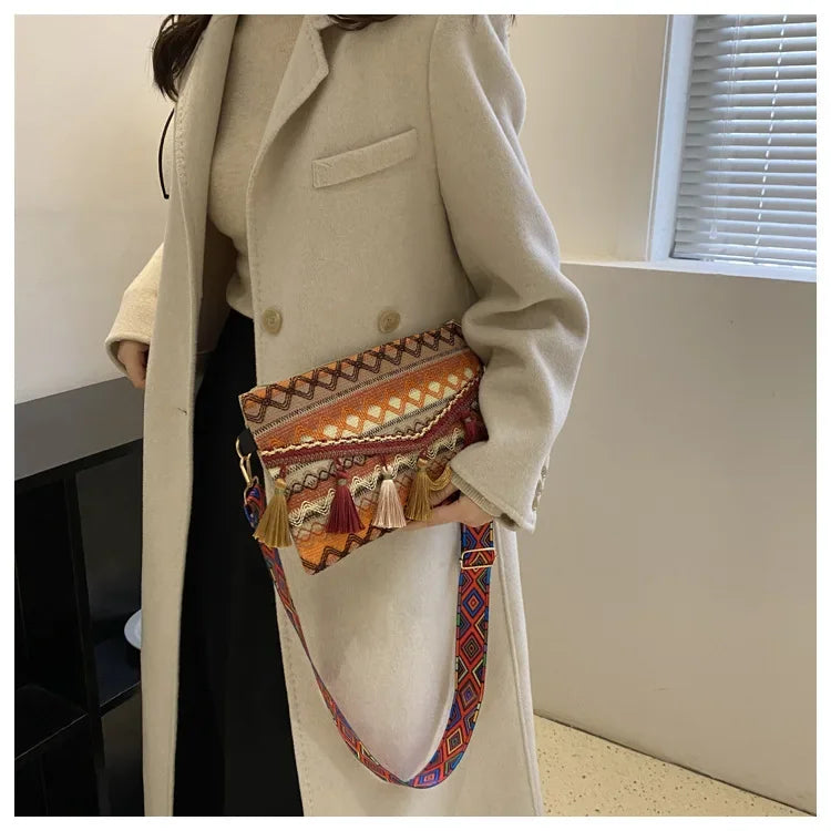 New Vintage Bohemian Fringe Shoulder Bag Women Tassel Boho Hippie Gypsy Fringed Women's Handbags Open Bag Purses and Handbags