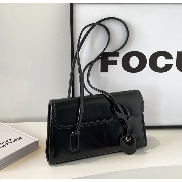 Large Capacity Underarm Bag Women 2025 New High Sense Women Versatile Autumn and Winter Fashion Popular Portable Shoulder Bag