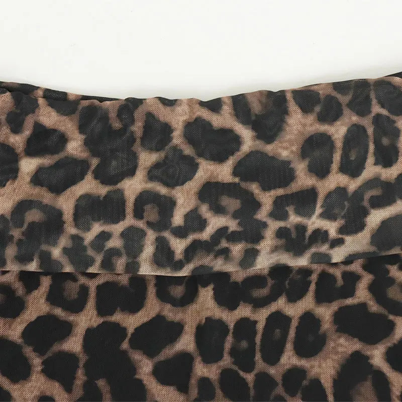 Autumn Women's T-shirt New Streetwear Fashion Long Sleeves O-Neck Tees Sexy Leopard Backless Female Versatile Knitted Clothing