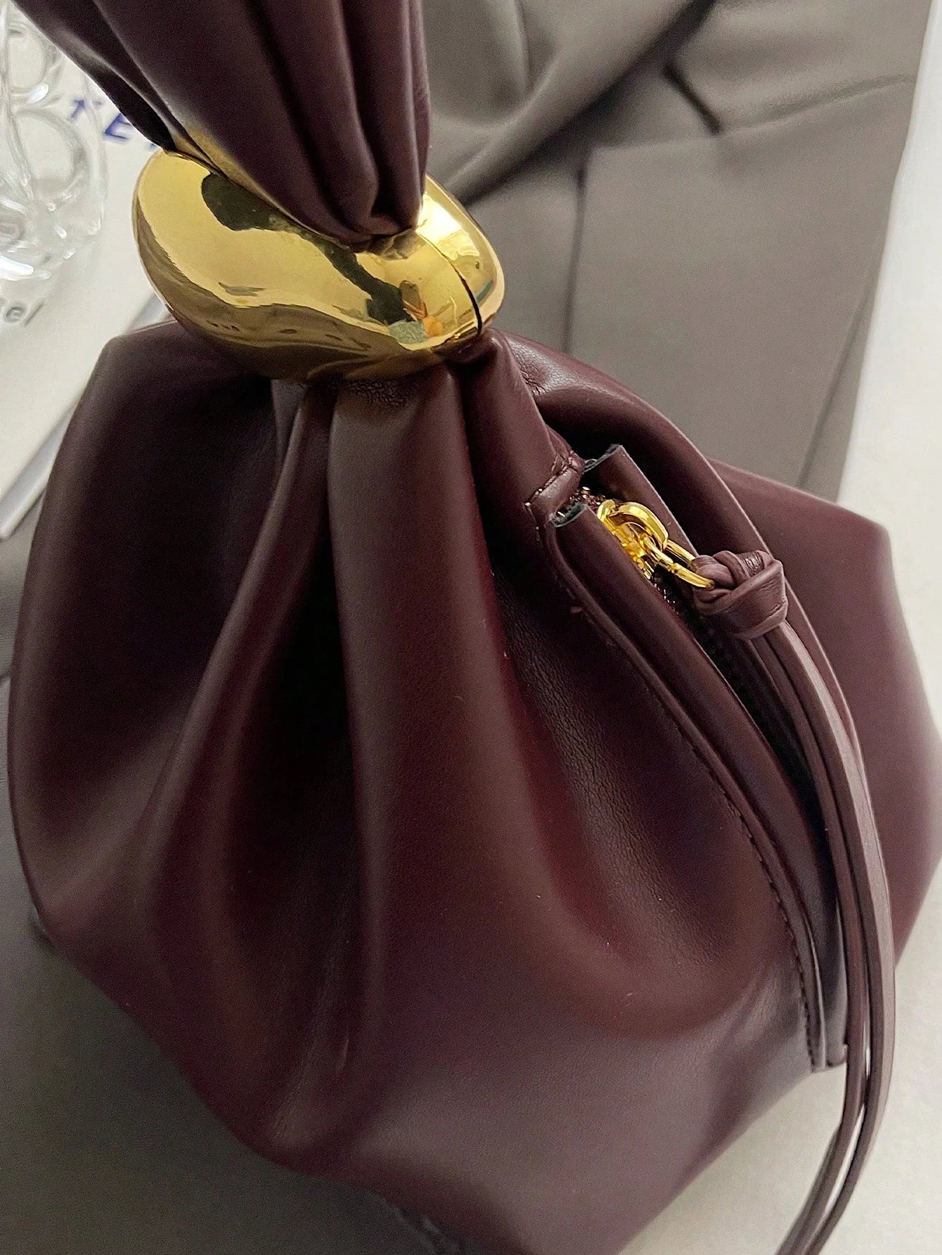 Solid Color PU Leather Handbag Pleated Cloud Shaped Women Bucket Bag, Fashionable Burgundy Women's Luxury Bag