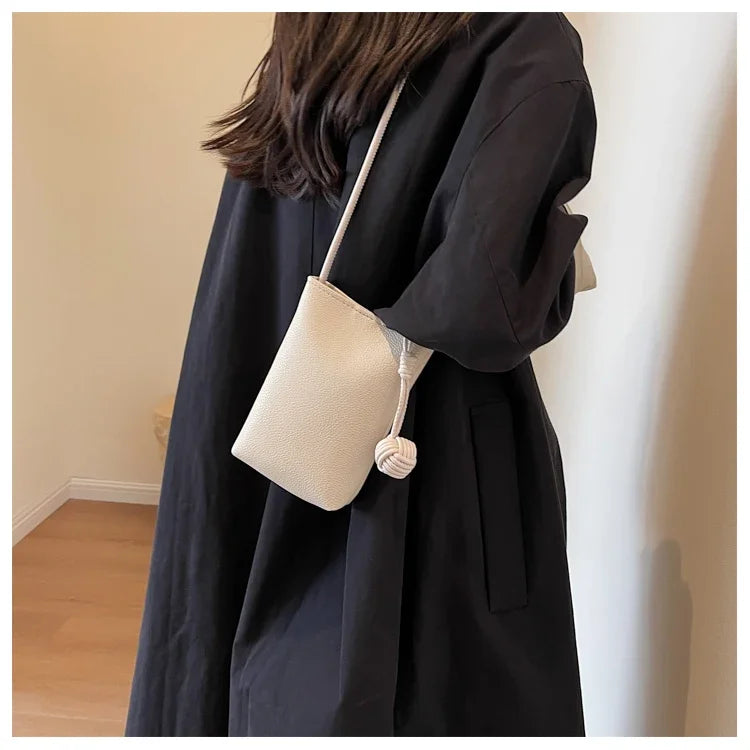 Women Leather Small Crossbody Bag Designer Cell Phone Bag Lightweight Fashion Shoulder Bag Ladies Travel Purse