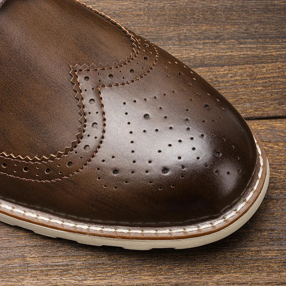 Men's Casual Business Leather Shoes Men Classic Retro Lace-up Brogue Shoe Mens Light Comfortable Outdoor Driving Flats New