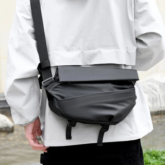Premium Waterproof Magnetic Buckle Crossbody Bag Personality Fashion Men Messenger Bag Black Minimalist Shoulder Bags Men Bag